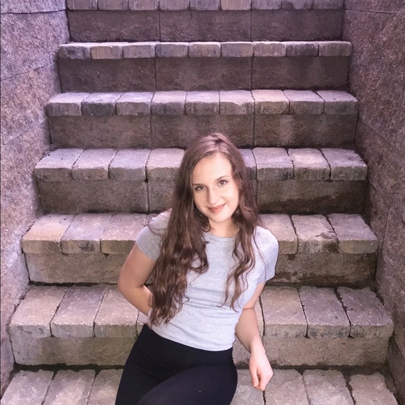 Meet your Posher, Madelins - Picture 1 of 1